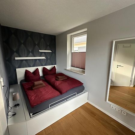 Stadtvilla In Leipzig 7 Personen 3 Schlafzimmer 2 Baeder Garten Und Terrasse Zentral Gelegen Messe Innenstadt Seen ภายนอก รูปภาพ