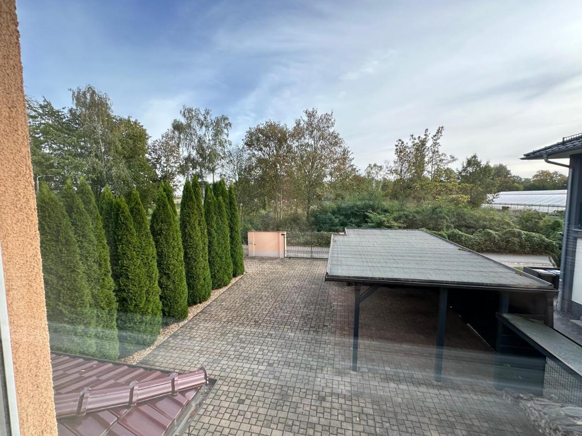 Stadtvilla In Leipzig 7 Personen 3 Schlafzimmer 2 Baeder Garten Und Terrasse Zentral Gelegen Messe Innenstadt Seen ภายนอก รูปภาพ