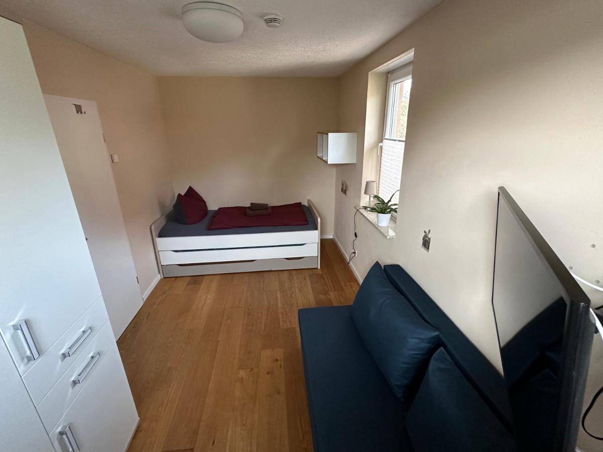 Stadtvilla In Leipzig 7 Personen 3 Schlafzimmer 2 Baeder Garten Und Terrasse Zentral Gelegen Messe Innenstadt Seen ภายนอก รูปภาพ